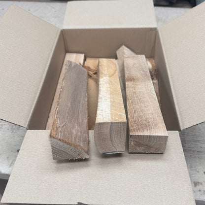 Eichen-Brennholz 8–9 kg Karton – 35 cm Scheitlänge, 8–12 % Restfeuchte, Kaminholz für Kamin, Ofen & Feuerschale