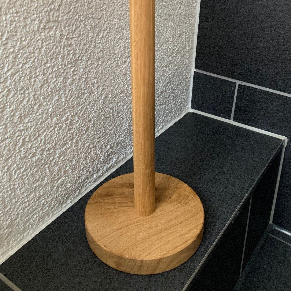 Toilettenpapierhalter aus Massivholz Eiche - schlicht & modern