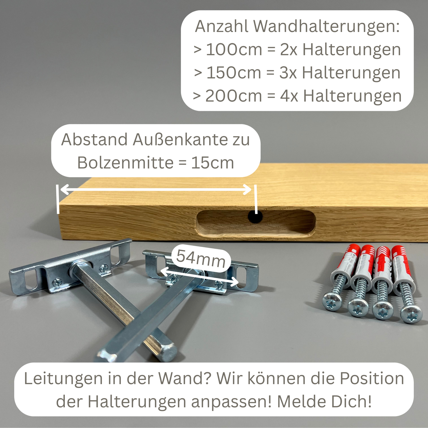 Schwebendes Massivholz Wandregal aus Eiche nach Maß